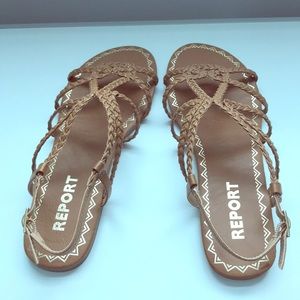 ✨Brand new Report sandals✨